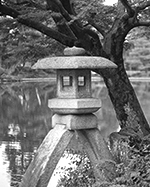 Stone lantern Kenrokuen